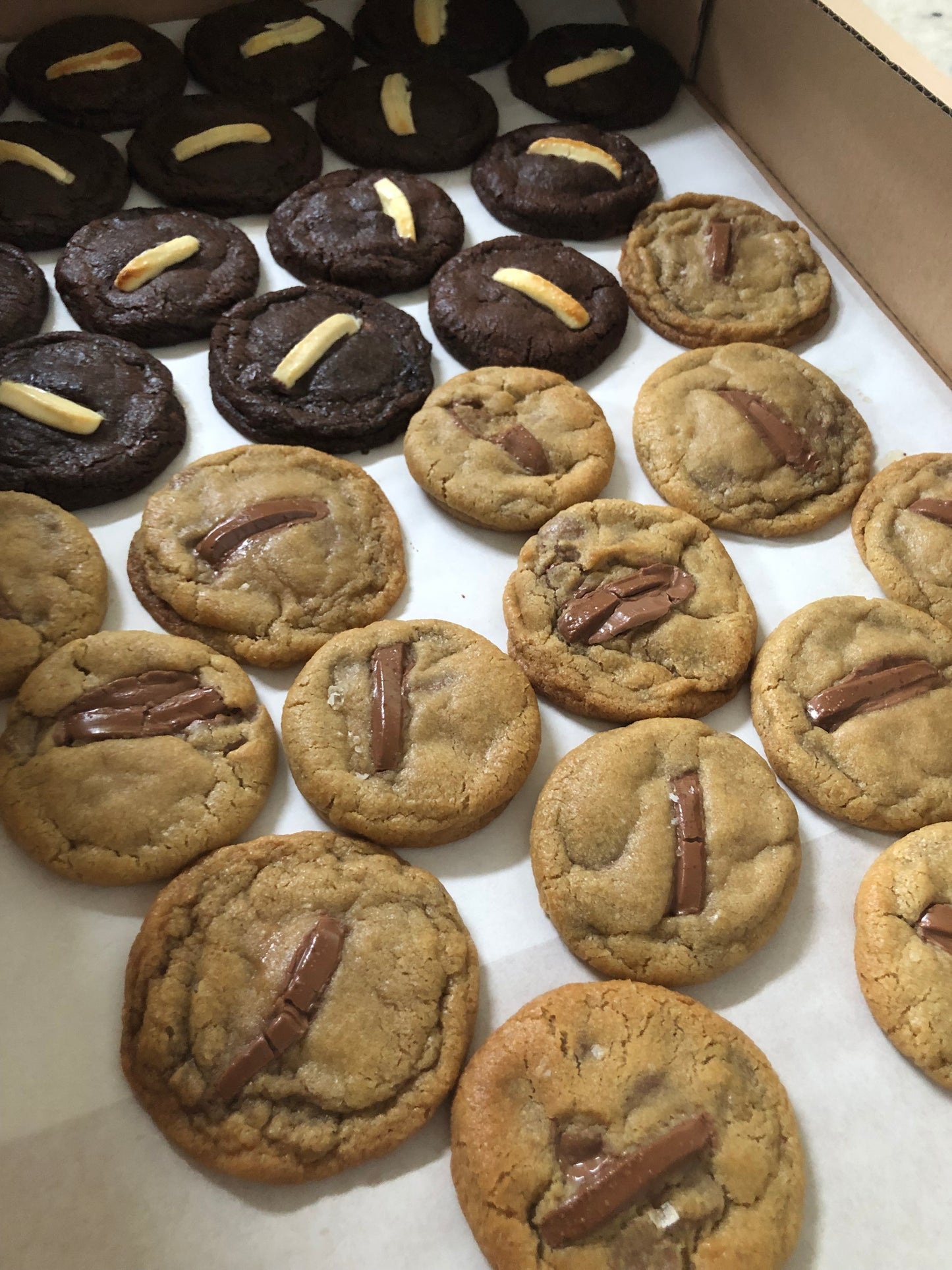 Platter of 40 Mini milk chocolate cookies
