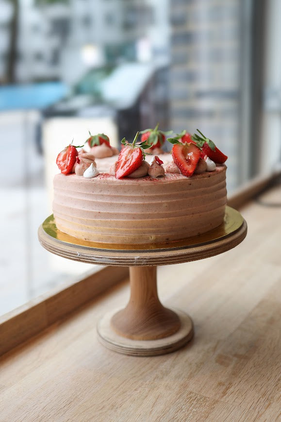 Strawberry Mascarpone Cake