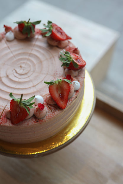 Strawberry Mascarpone Cake