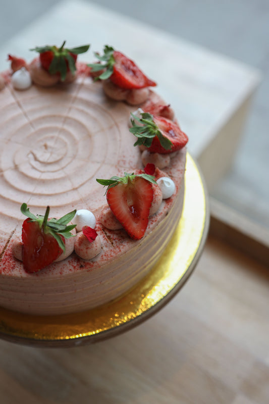 Strawberry Mascarpone Cake